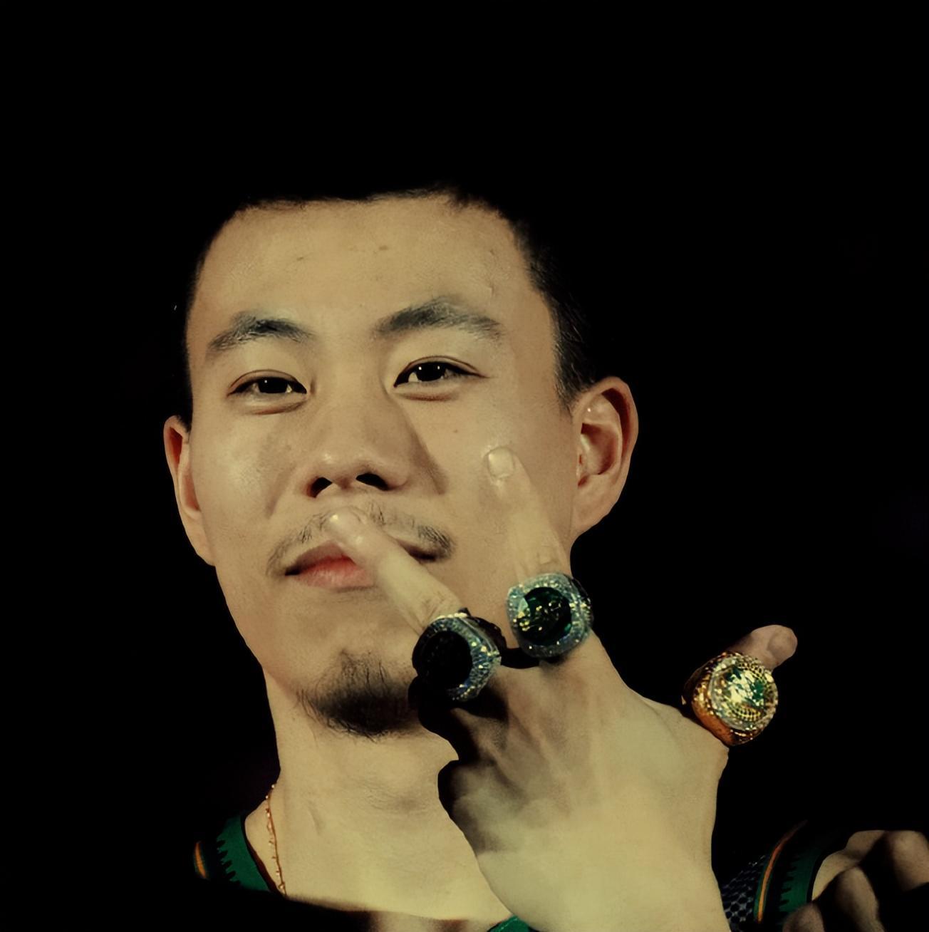 张镇麟替补长文表态!周琦老乡能给辽篮带来什么?冲击哪个更高目标